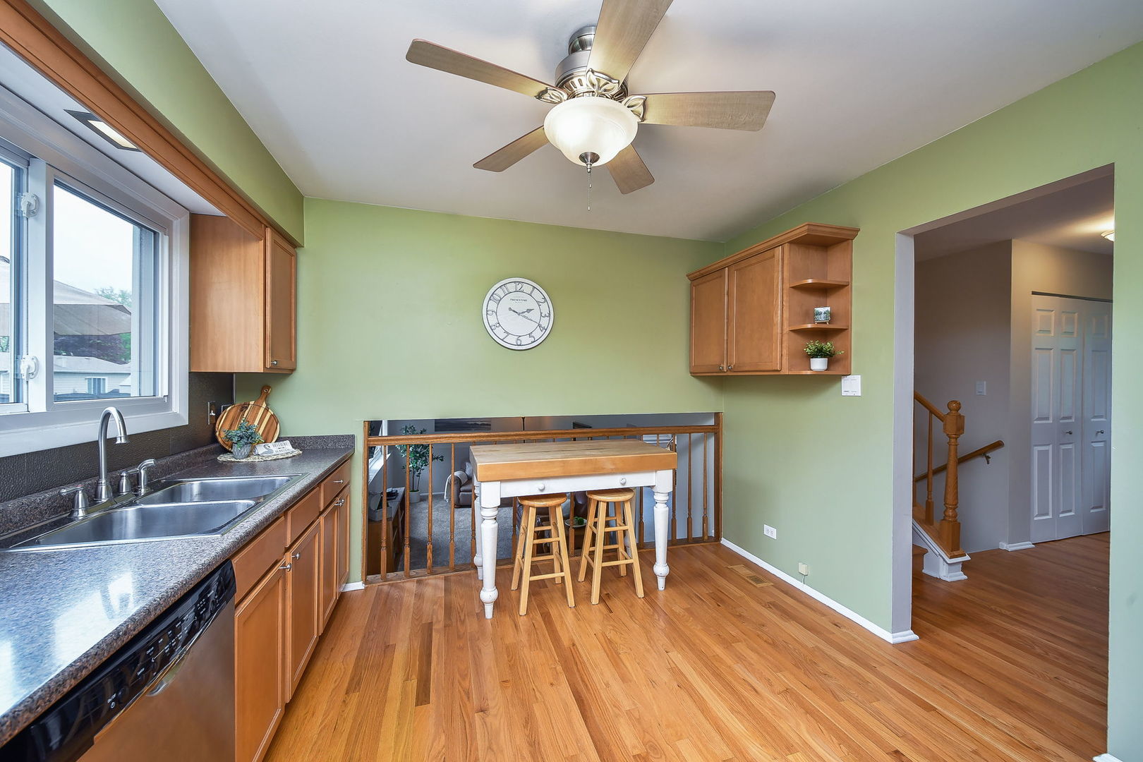 1174 Kent Court Wheaton, IL 60189 - Photo 6 of 18
