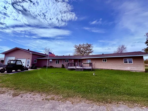 $399,000 | 1401 Highway 11, Baudette, MN 56623