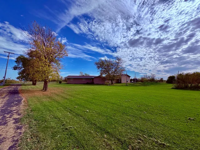 $399,000 | 1401 Highway 11, Baudette, MN 56623