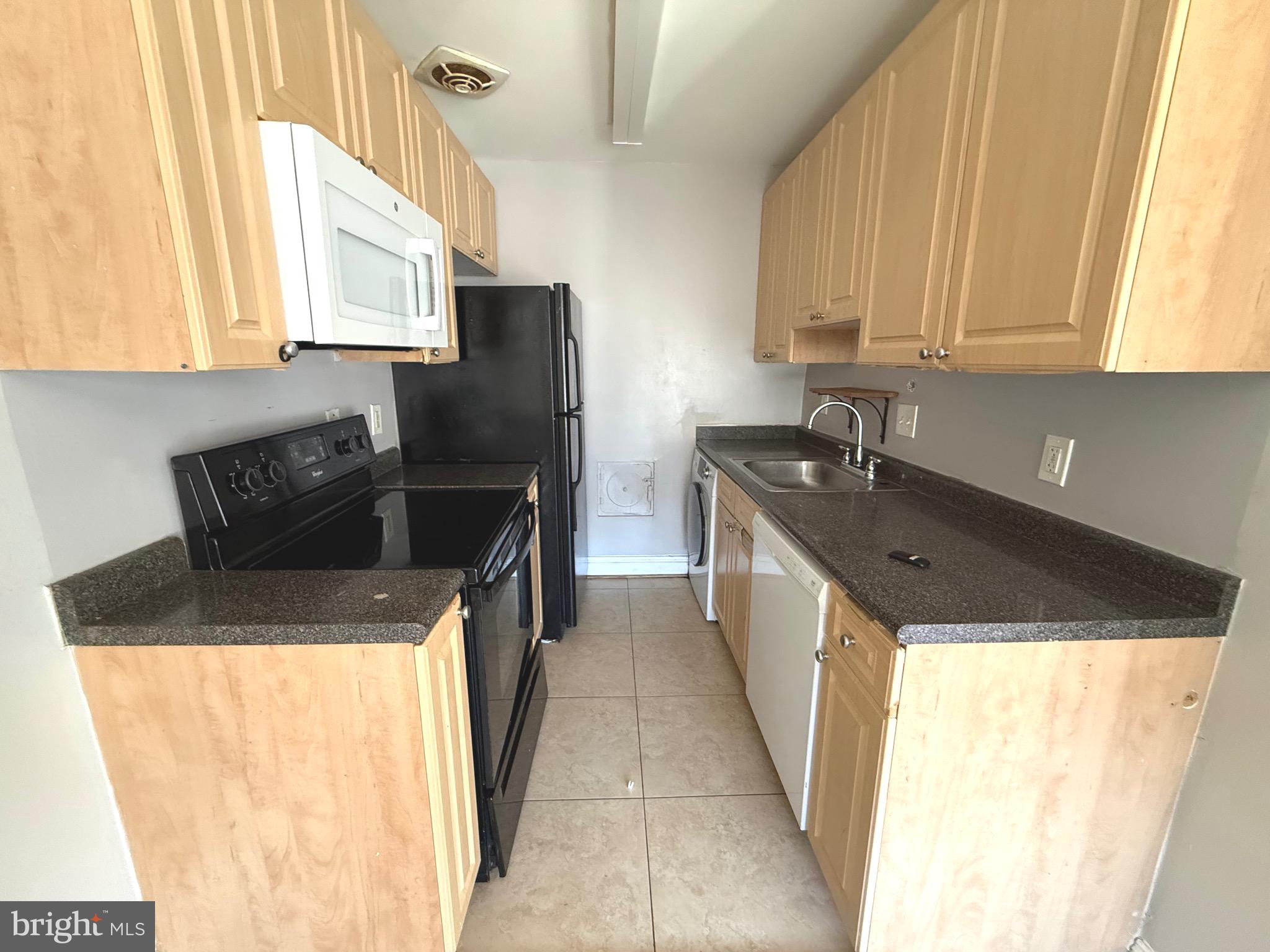 1005 Chillum Road, Unit 301 Hyattsville, MD 20782 - Photo 4 of 5 kitchen
