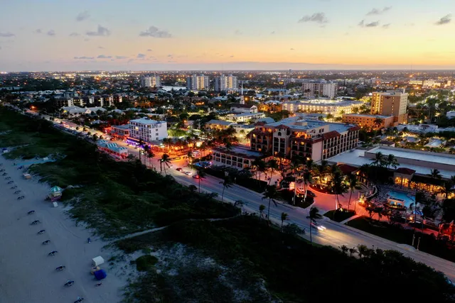 $235,000 | 5020 Golfview Court, Unit 1413, Delray Beach, FL 33484