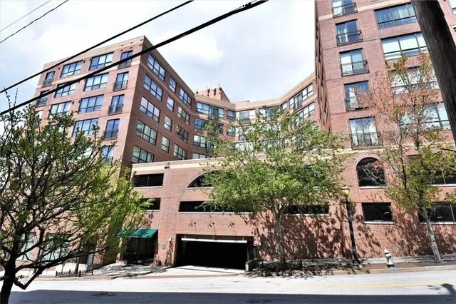 $2,000 | 115 West Peachtree Place Northwest, Unit 419, Atlanta, GA 30313