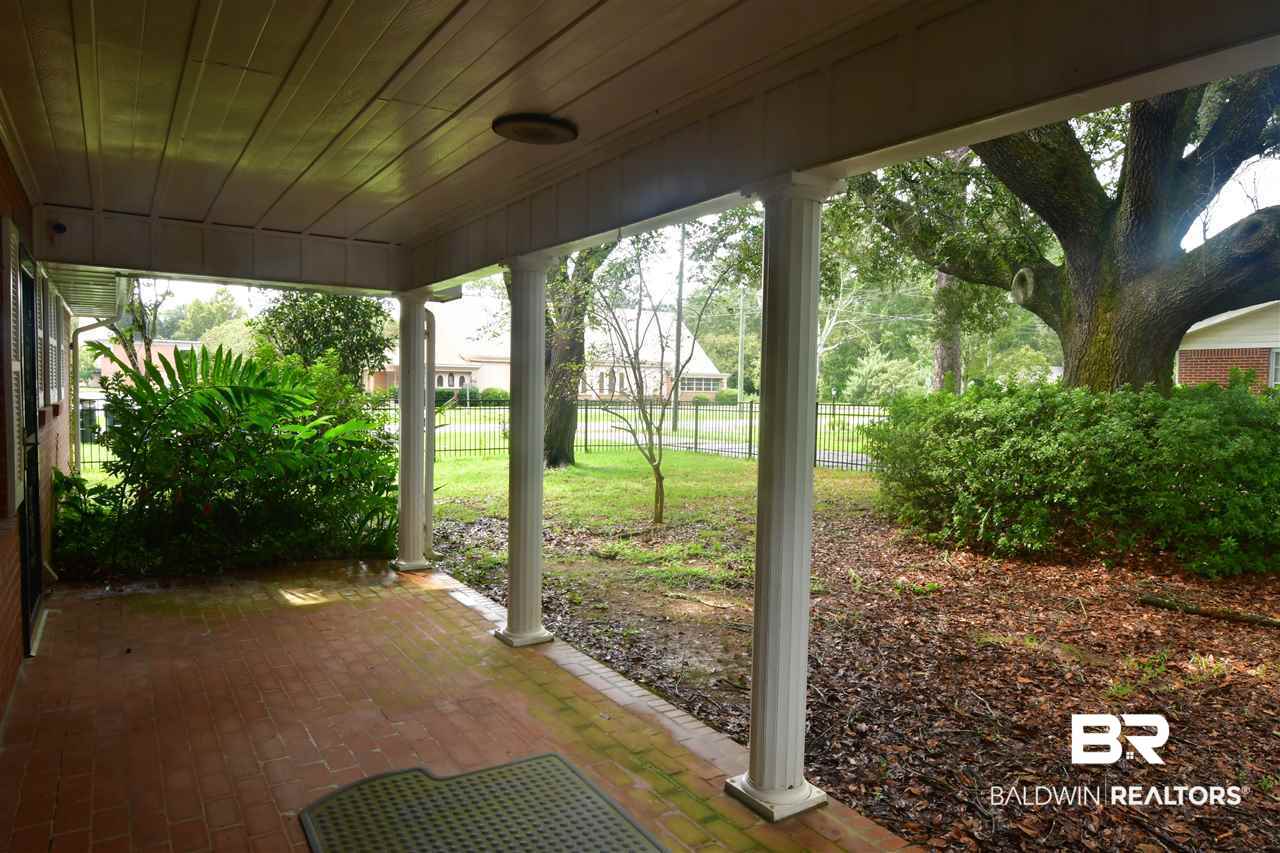 1003 North Pine Street Foley, AL 36535 - Photo 25 of 44
