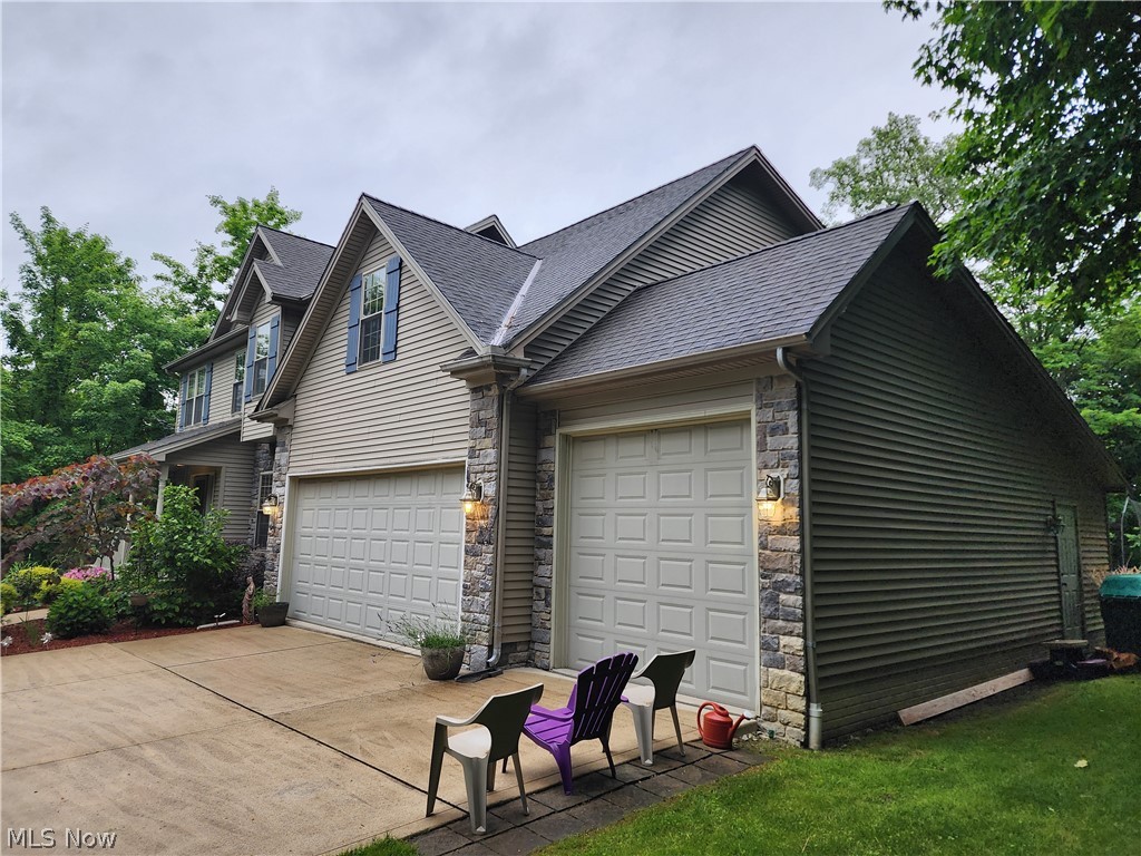 View of property exterior