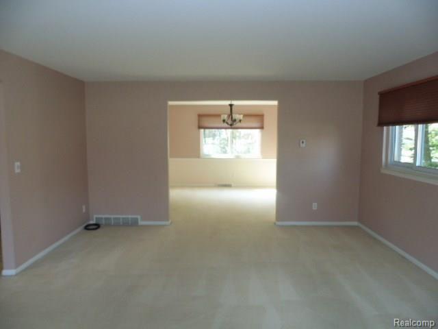 1082 Alter Road Bloomfield Hills, MI 48304 - Photo 11 of 28 DSC04713.JPG