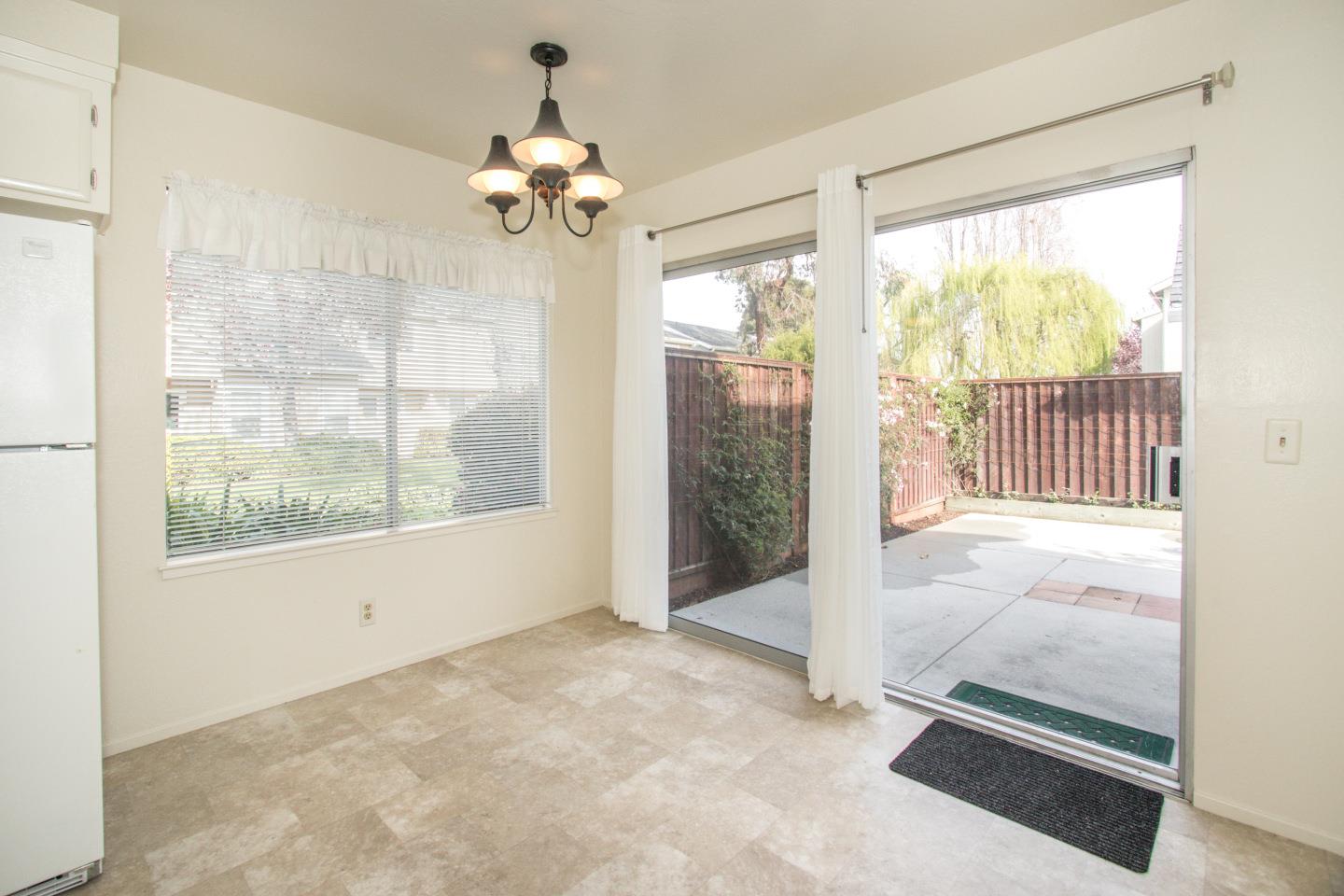 740 Pinta Lane Foster City, CA 94404 - Photo 14 of 33