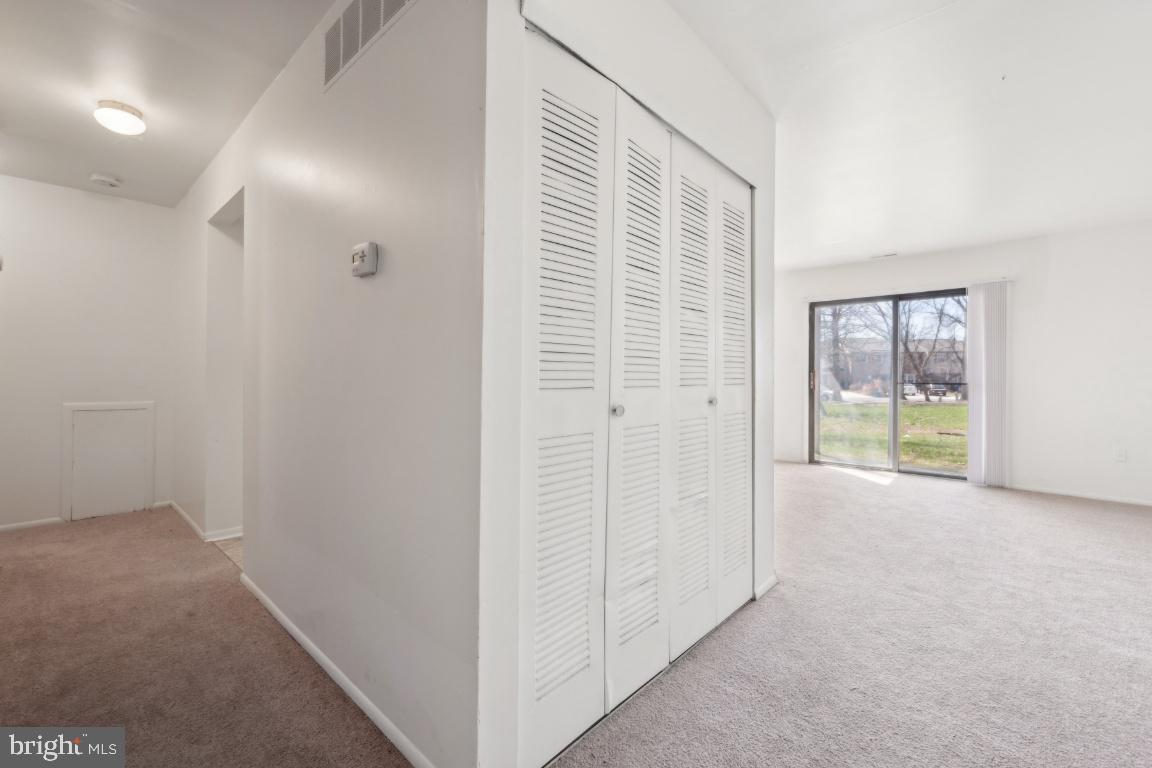 58 Sandra Road Voorhees, NJ 08043 - Photo 15 of 25