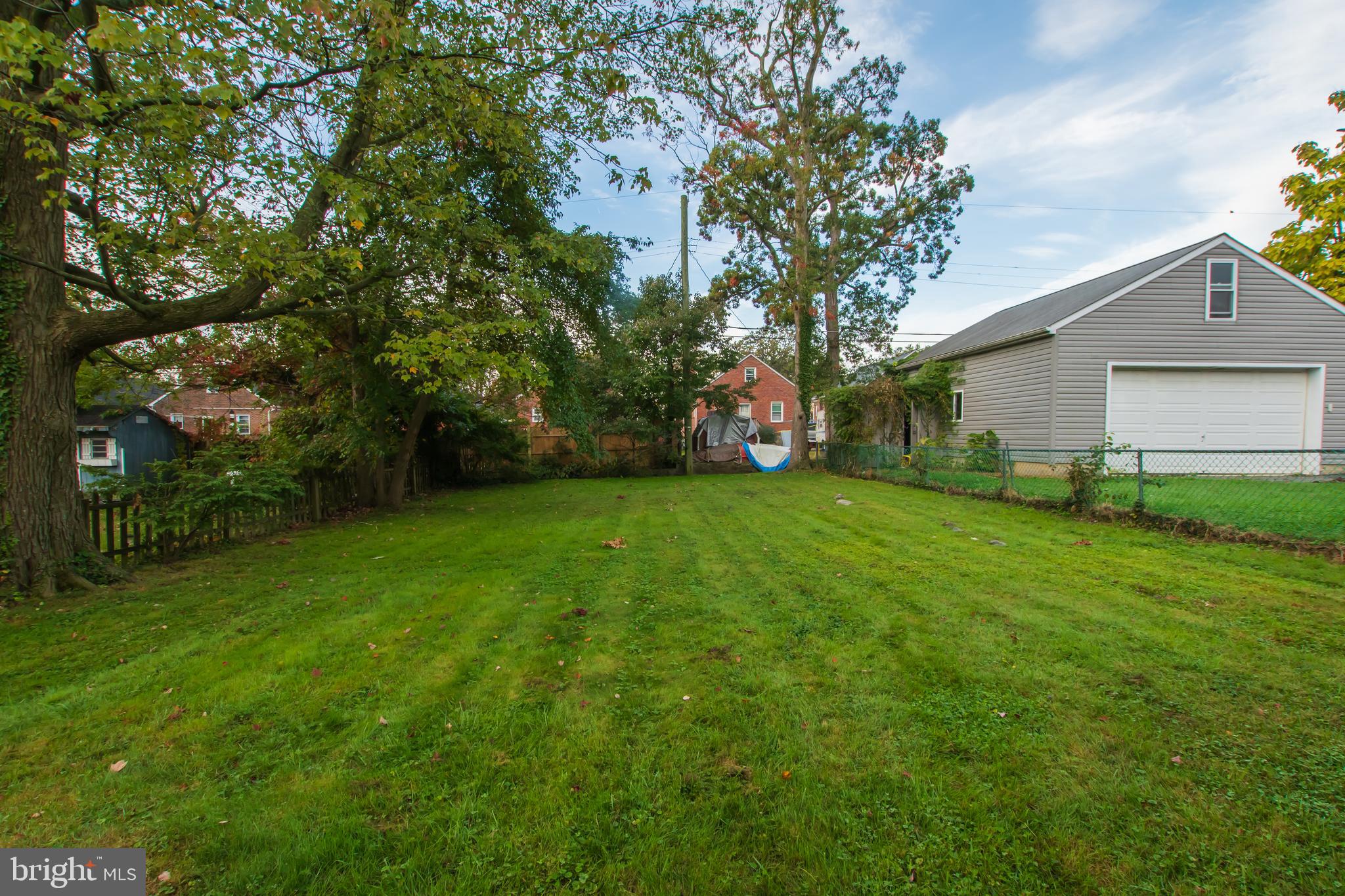 2817 Onyx Road Baltimore, MD 21234 - Photo 3 of 31 EXTERIOR REAR YARD