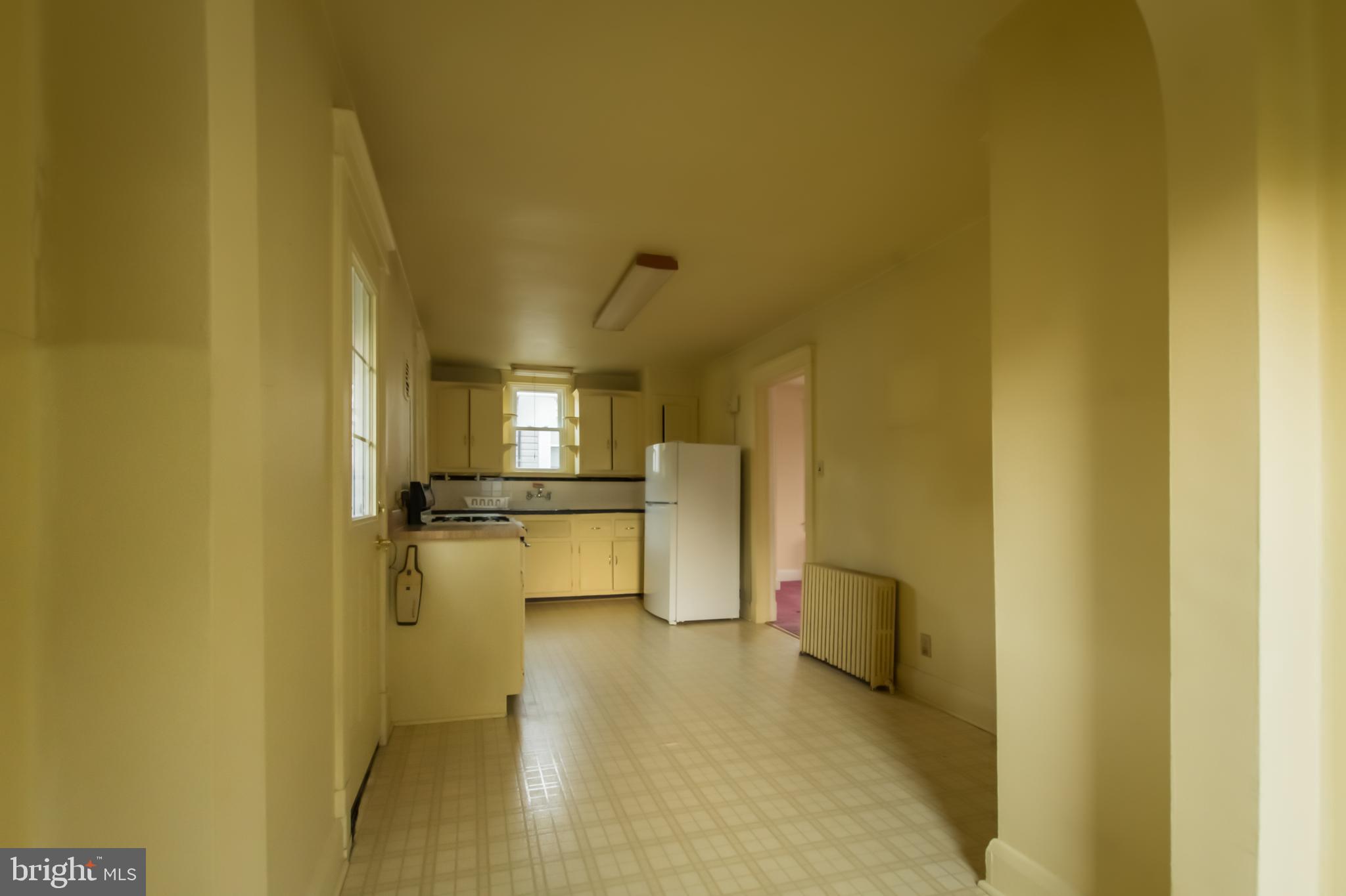 2817 Onyx Road Baltimore, MD 21234 - Photo 10 of 31 KITCHEN