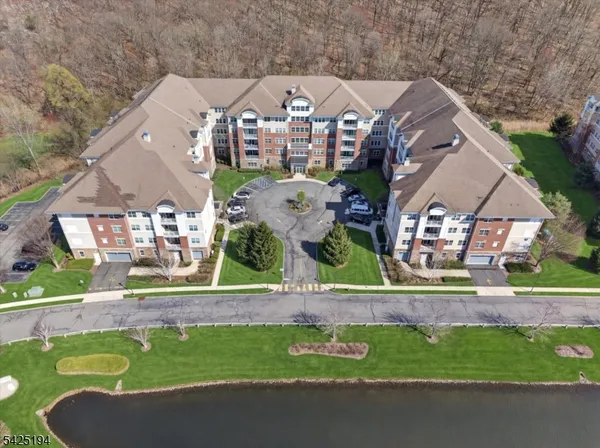 $459,000 | 5205 Warren's Way, Unit 305, Wanaque, NJ 07465