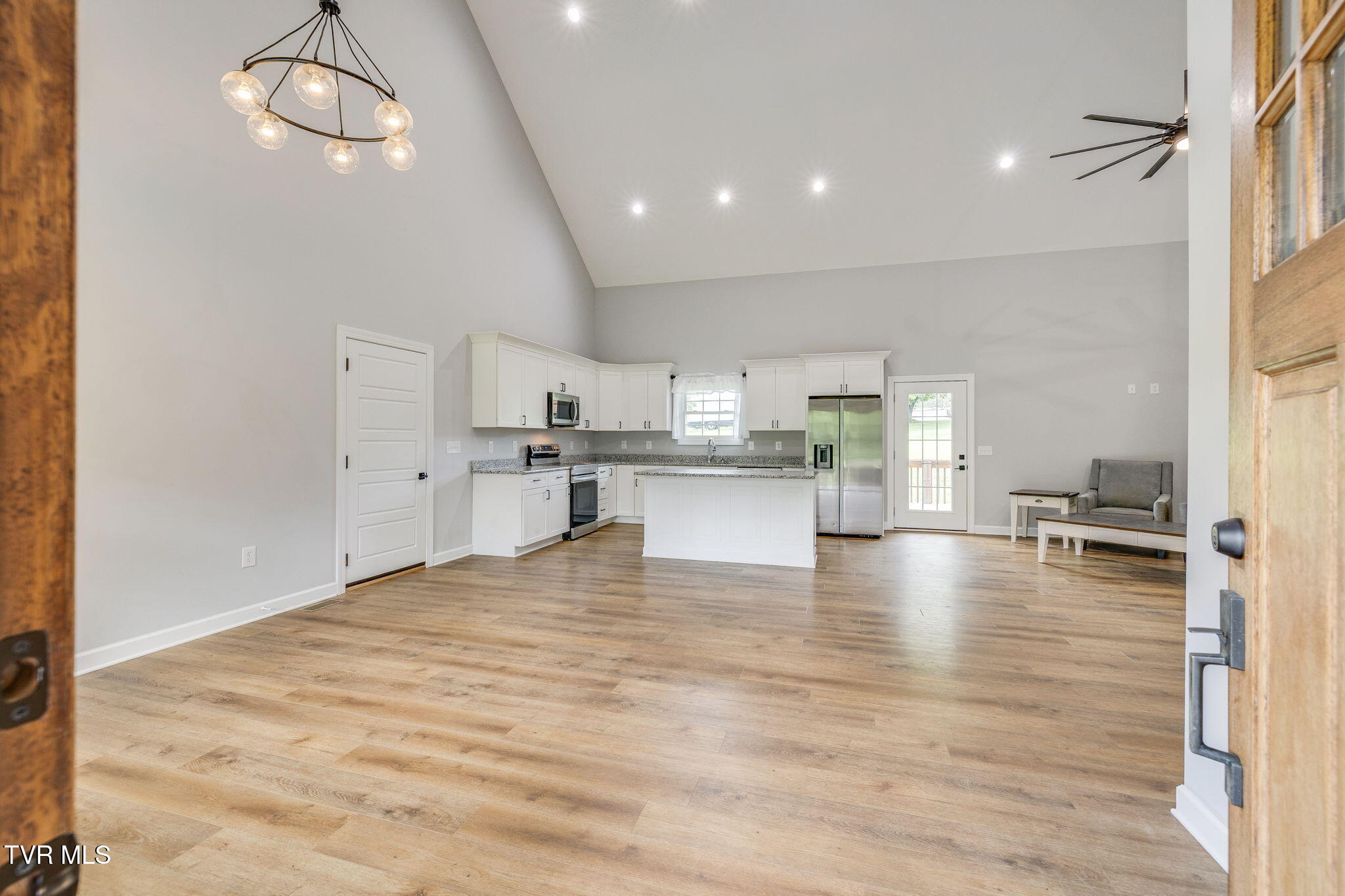 453 Wilbur Dam Road Elizabethton, TN 37643 - Photo 8 of 36 005
