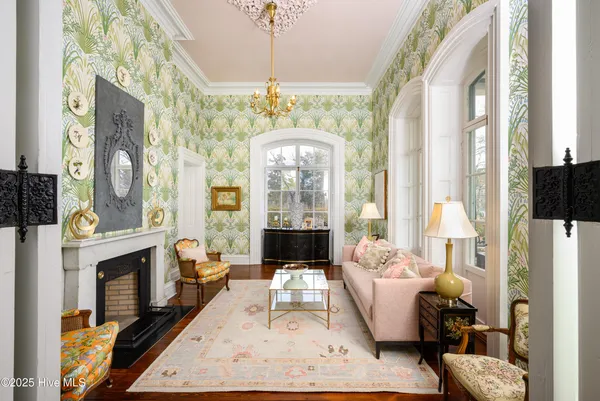$2,249,000 | 120 West King Street, Edenton, NC 27932