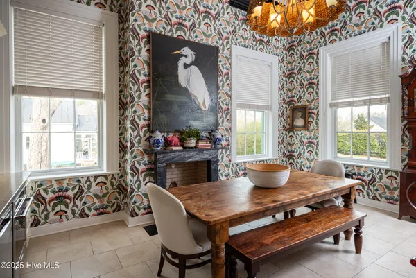 $2,249,000 | 120 West King Street, Edenton, NC 27932