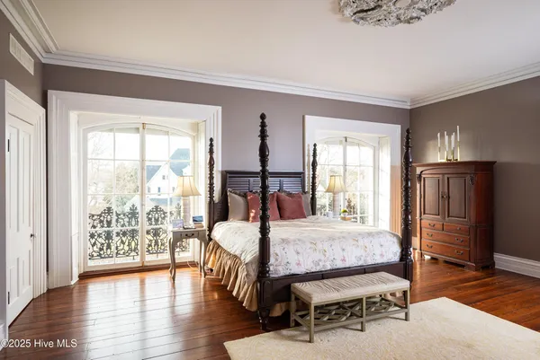 $2,249,000 | 120 West King Street, Edenton, NC 27932