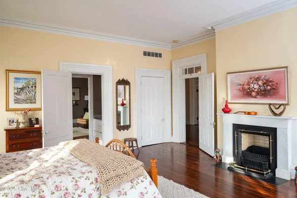 $2,249,000 | 120 West King Street, Edenton, NC 27932
