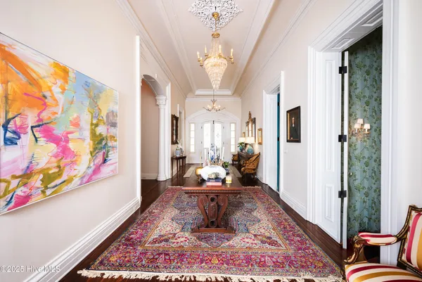 $2,249,000 | 120 West King Street, Edenton, NC 27932