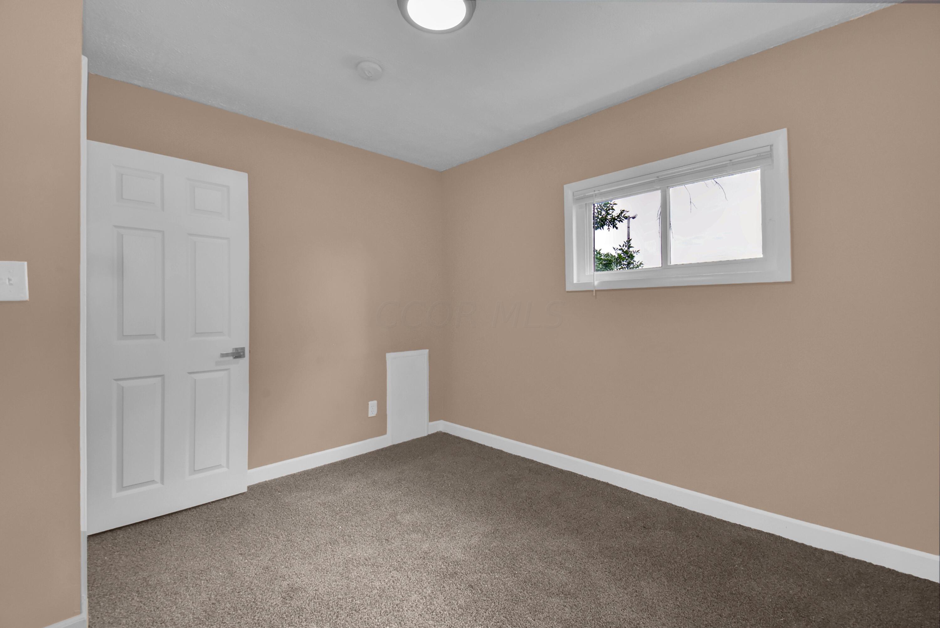 643 Demorest Road Columbus, OH 43204 - Photo 26 of 38 DSC_3377