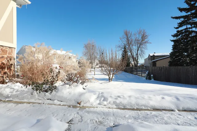 $250,000 | 286 Nantucket Harbor, Unit 286, Schaumburg, IL 60193