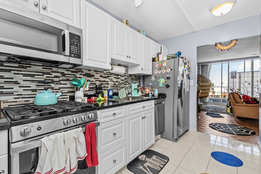44 Washington Street, Unit 1113 Brookline, MA 02445 - Photo 12 of 28