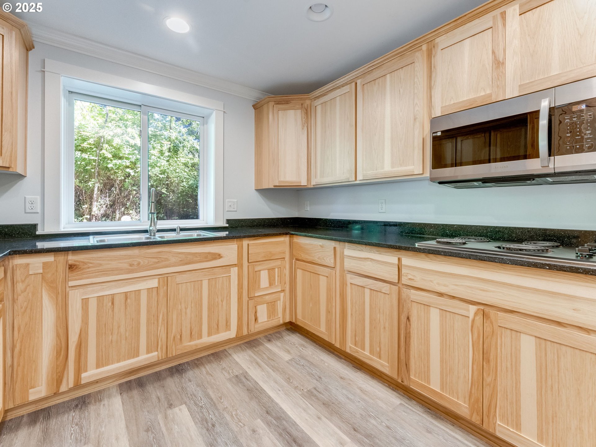 3400 Northwest High Heaven Road McMinnville, OR 97128 - Photo 32 of 48 Kitchen