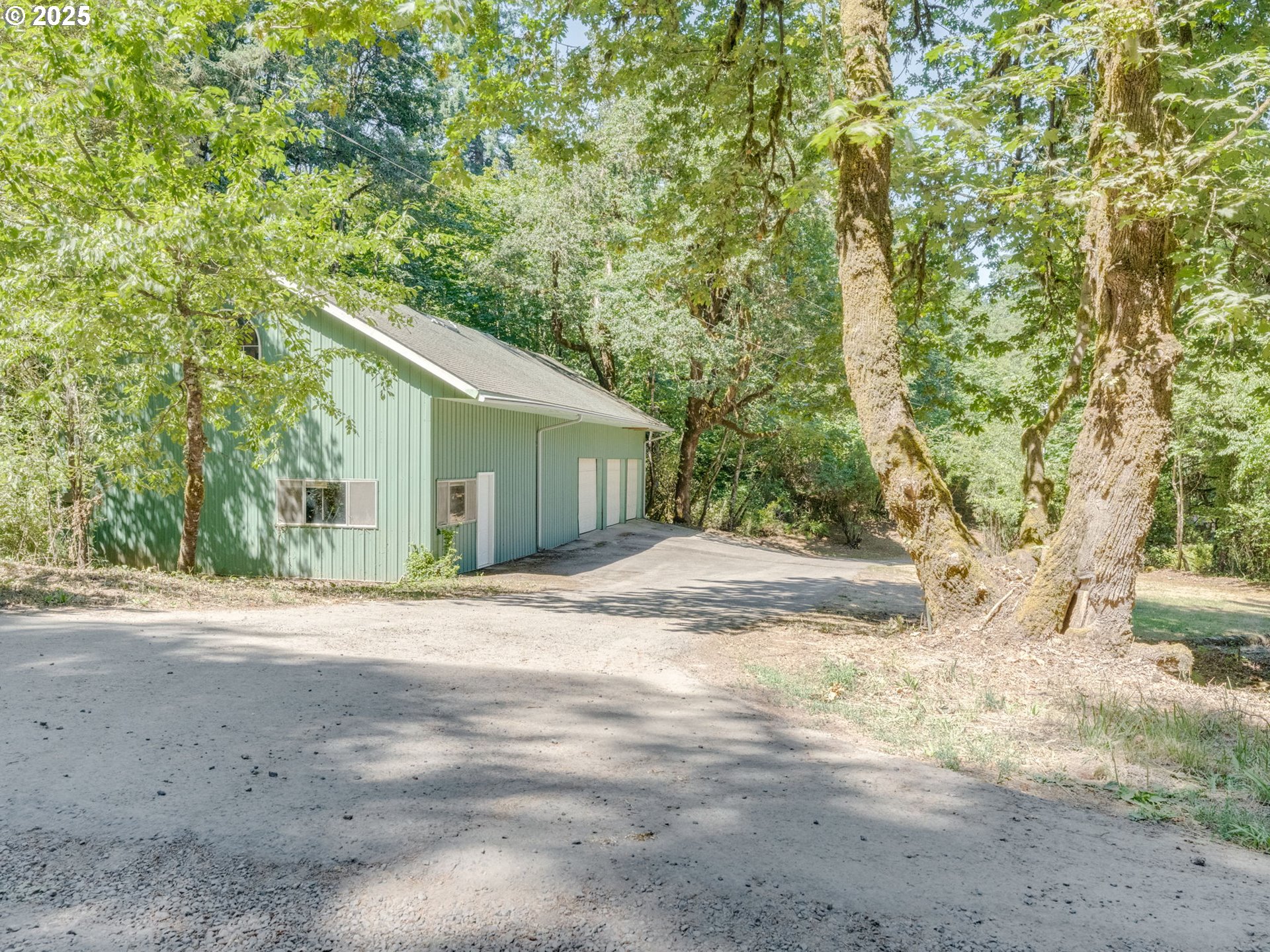 3400 Northwest High Heaven Road McMinnville, OR 97128 - Photo 46 of 48 Barn