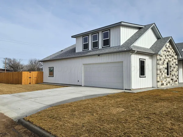 $559,000 | 1010 Oak Avenue, Panhandle, TX 79068