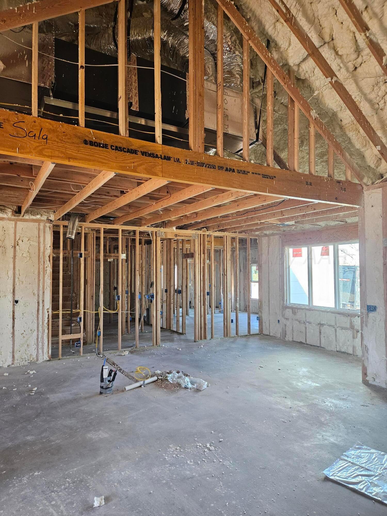 1010 Oak Avenue Panhandle, TX 79068 - Photo 8 of 9 front view of building with a porch