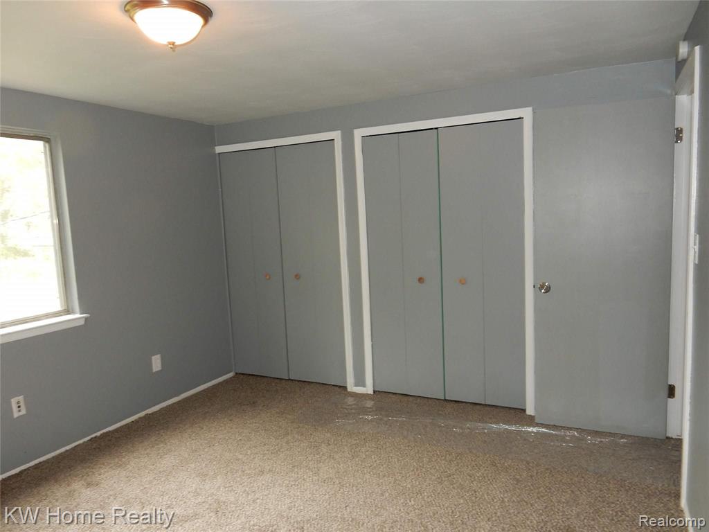 4954 Inkster Road Westland, MI 48186 - Photo 12 of 23