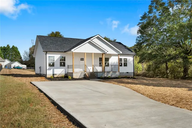 $275,000 | 115 Sundowner Boulevard, Anderson, SC 29626