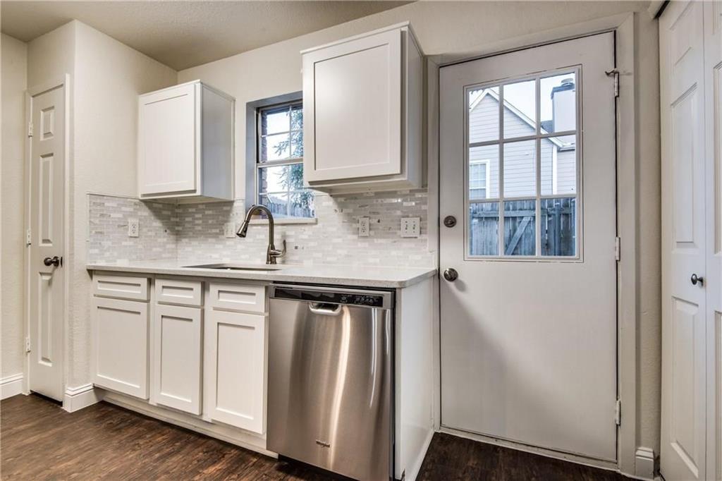 35 Abbey Road Euless, TX 76039 - Photo 15 of 25 a bathroom with a sink and a mirror