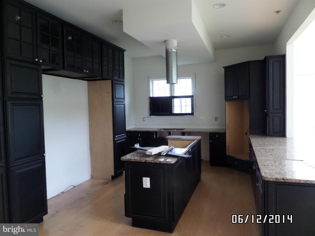 5225 East Joppa Road Perry Hall, MD 21128 - Photo 9 of 22 Kitchen