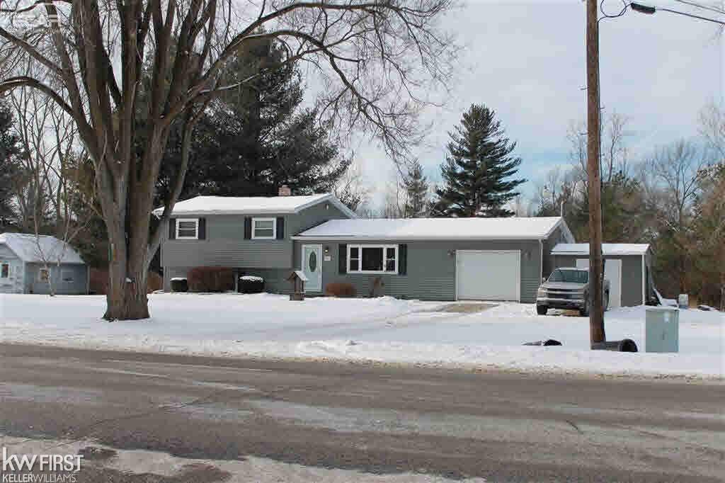 13555 Tuscola Road Clio, MI 48420 - Photo 2 of 22 21401034-1.JPG