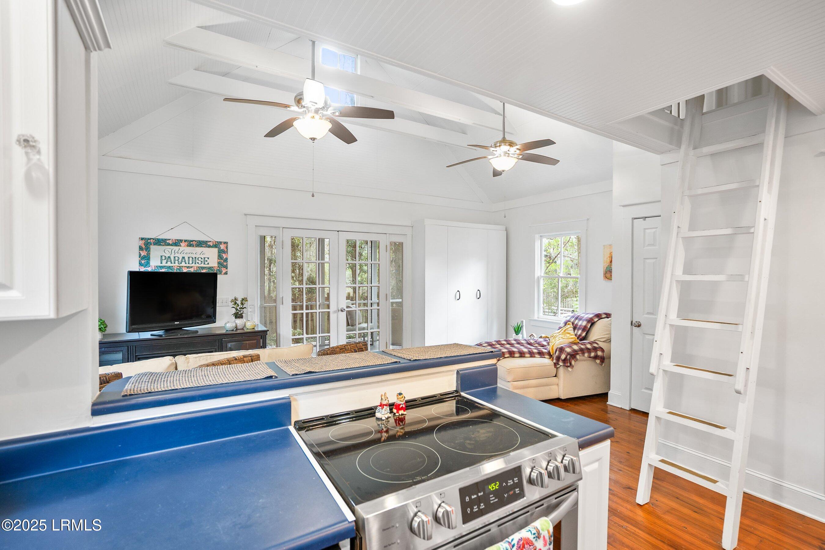 39 Newpoint Road Beaufort, SC 29907 - Photo 47 of 72 DSC08347-285-1.jpg-SMALL