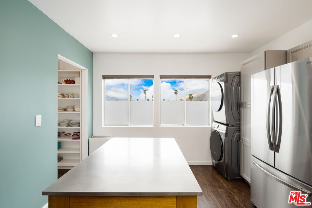 277 East Alejo Road, Unit 219 Palm Springs, CA 92262 - Photo 15 of 26