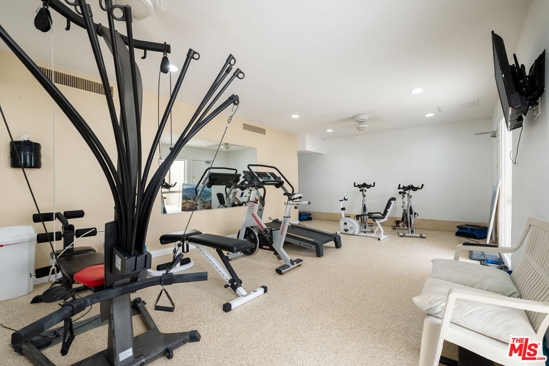 277 East Alejo Road, Unit 219 Palm Springs, CA 92262 - Photo 24 of 26