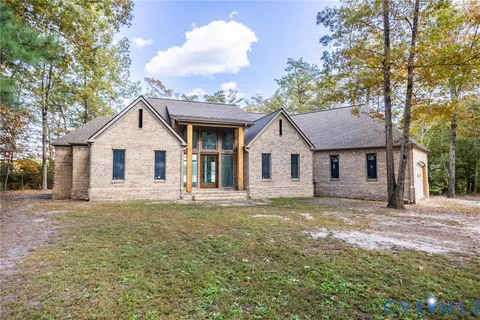 $900,000 | 12403 Elizabeth Curtis Lane, Gloucester, VA 23061