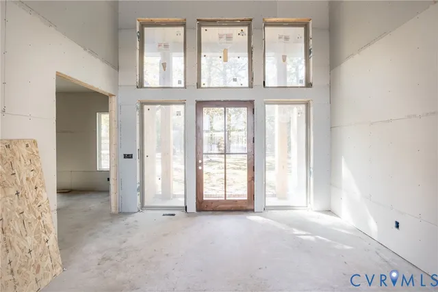 $900,000 | 12403 Elizabeth Curtis Lane, Gloucester, VA 23061