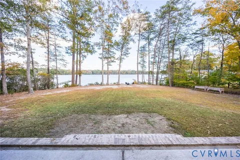 $900,000 | 12403 Elizabeth Curtis Lane, Gloucester, VA 23061