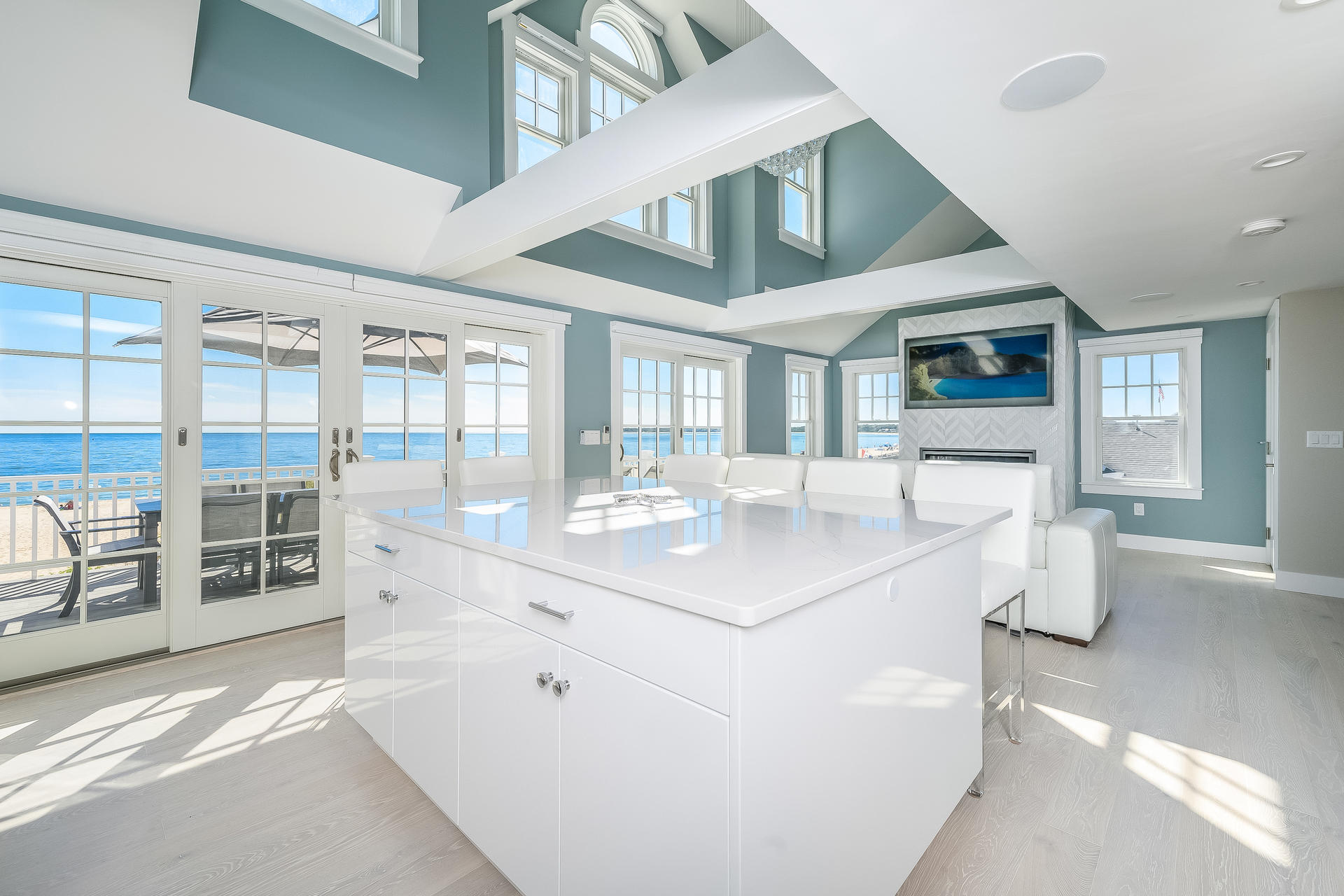 879 Craigville Beach Road Centerville, MA 02632 - Photo 13 of 37 007-photo--8564347