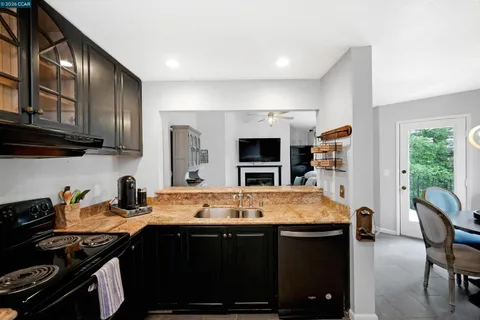 $639,000 | 2020 Canyon Woods Drive, Unit C, San Ramon, CA 94582