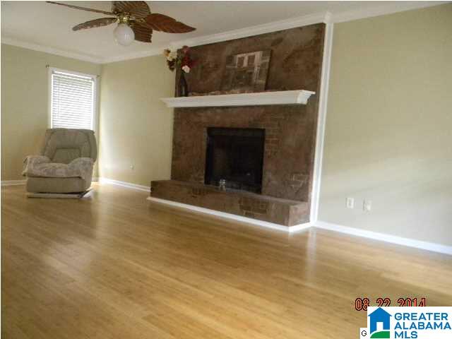 216 Tradewinds Circle Alabaster, AL 35007 - Photo 3 of 31