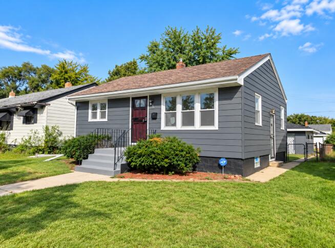 629 Hamlin Street Gary, IN 46406 - Photo 2 of 14 654x483