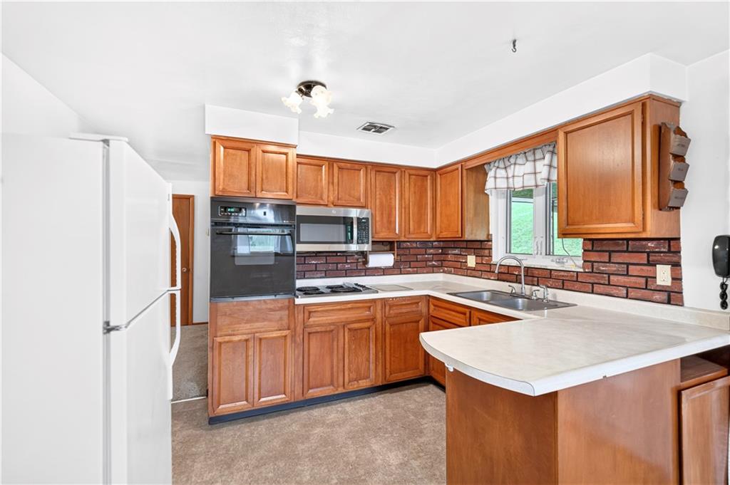 27 Barnhart Road Greensburg, PA 15601 - Photo 15 of 47