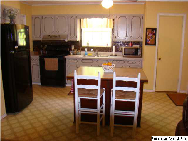 1413 Fairmont Road Sylacauga, AL 35150 - Photo 4 of 11