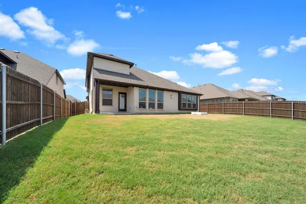 $560,000 | 2804 Creekhollow Court, Denton, TX 76226