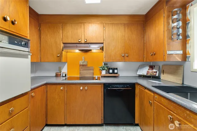 $775,000 | 4211 Leavelle Street Northwest, Olympia, WA 98502