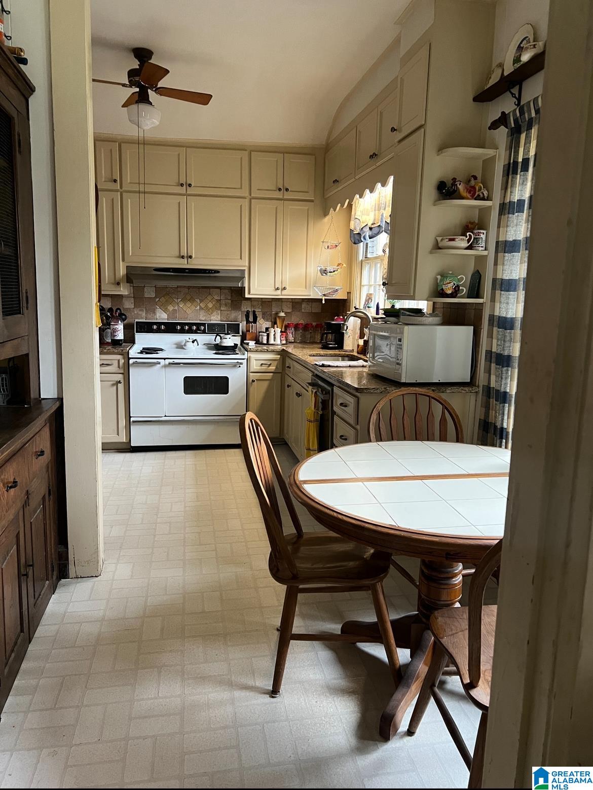 1006 Highland Road Birmingham, AL 35209 - Photo 4 of 6