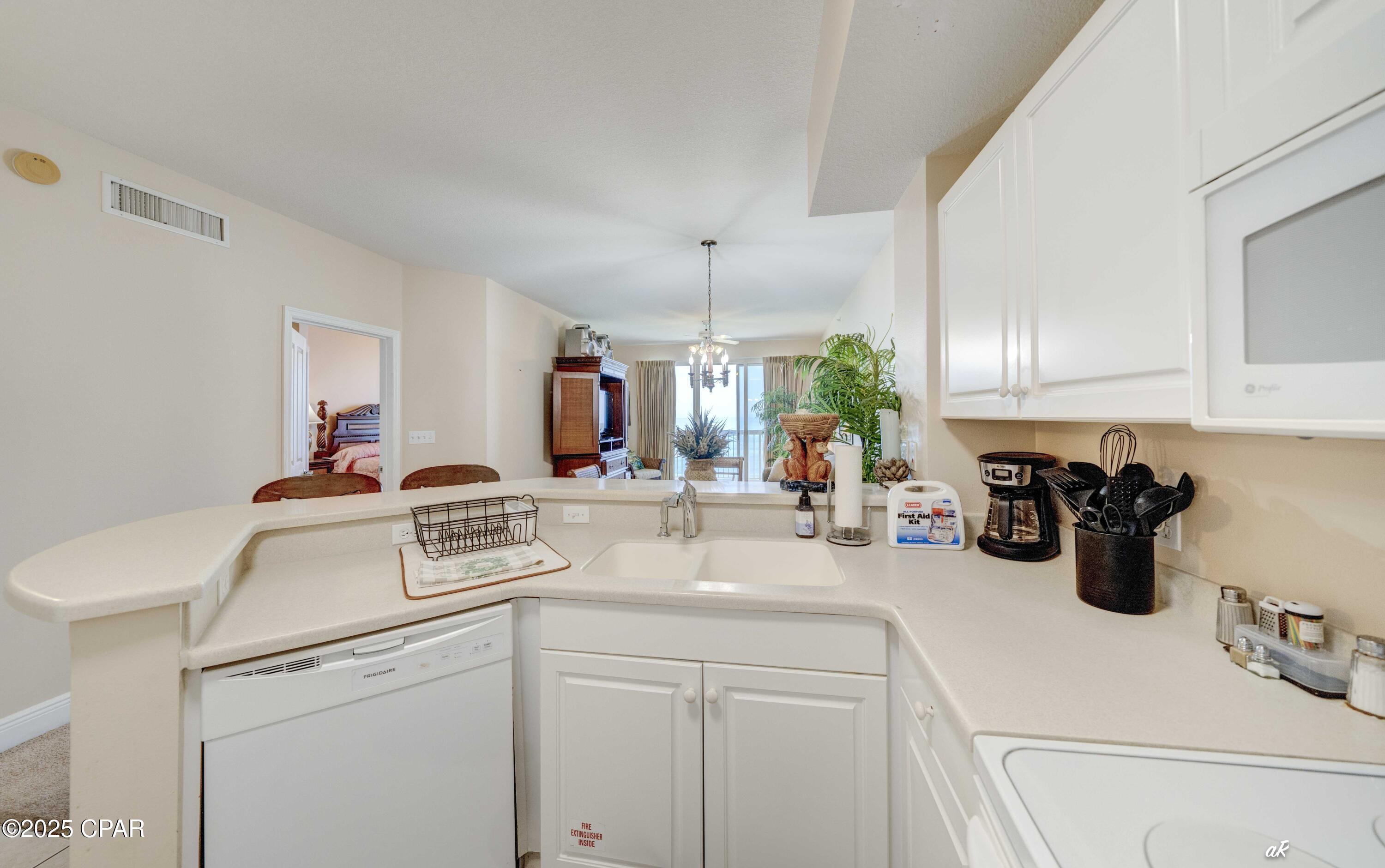17757 Front Beach Road, Unit 1908 Panama City Beach, FL 32413 - Photo 8 of 28 Gallery Image 8
