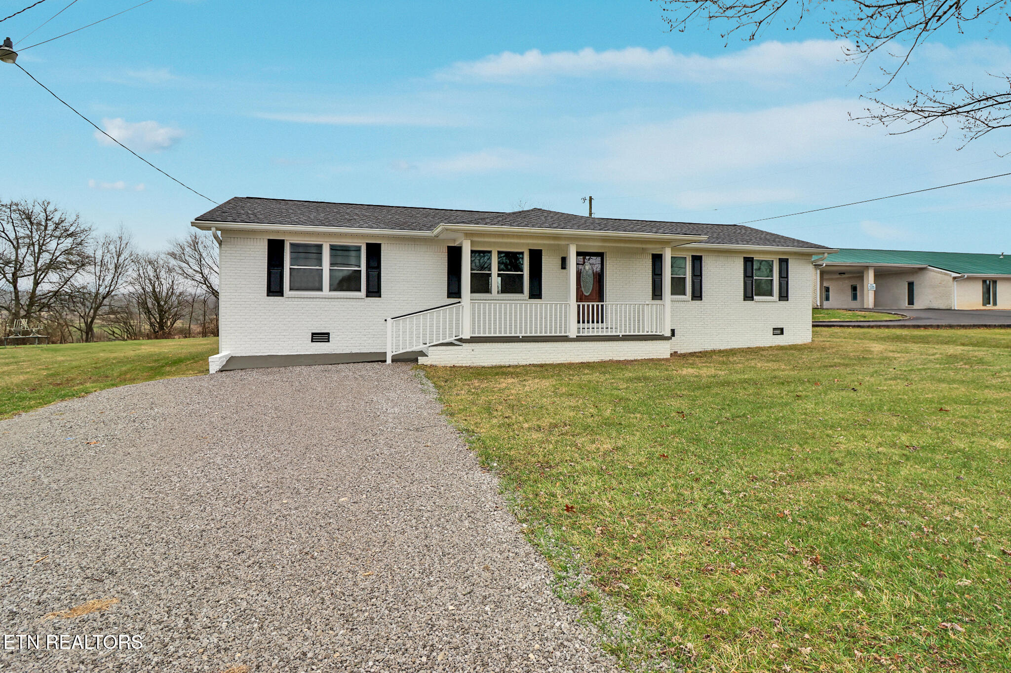 3072 Genesis Road Crossville, TN 38571 - Photo 3 of 27 if1a7689-if1a7693