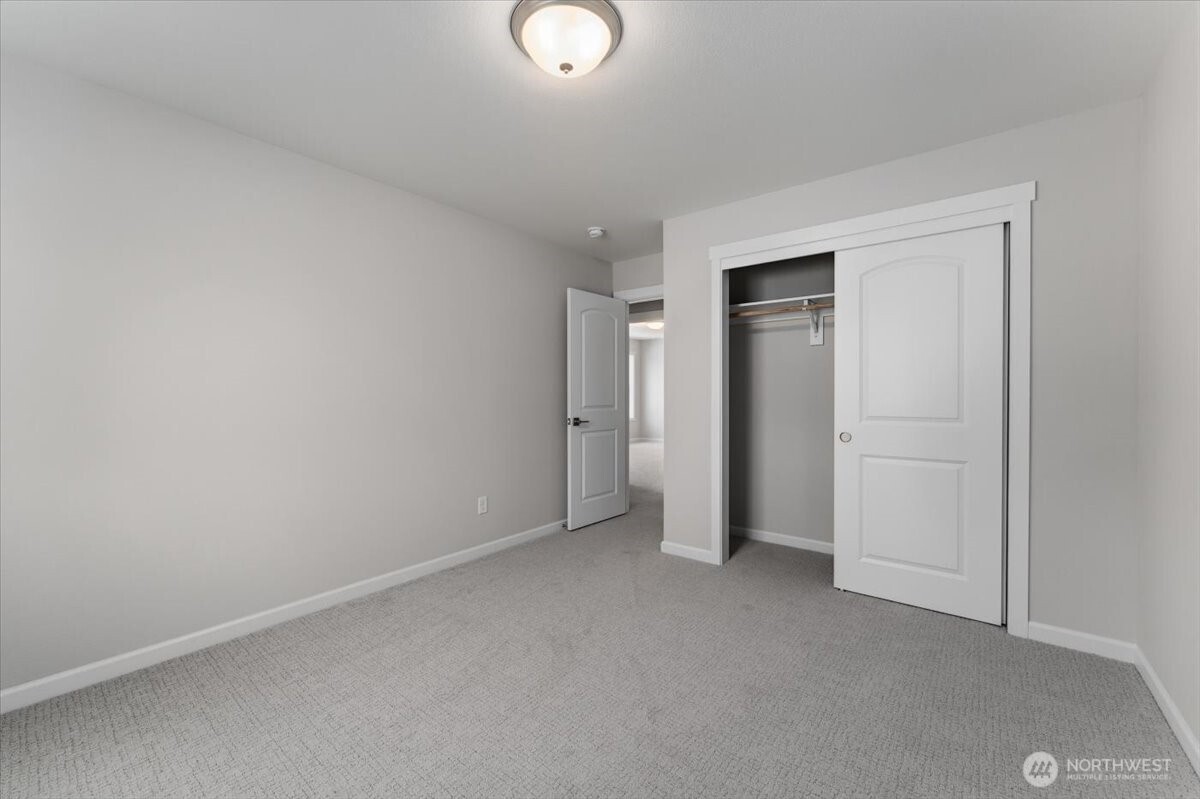 36 Simpson Street Mansfield, WA 98830 - Photo 16 of 28 an empty room with closet area